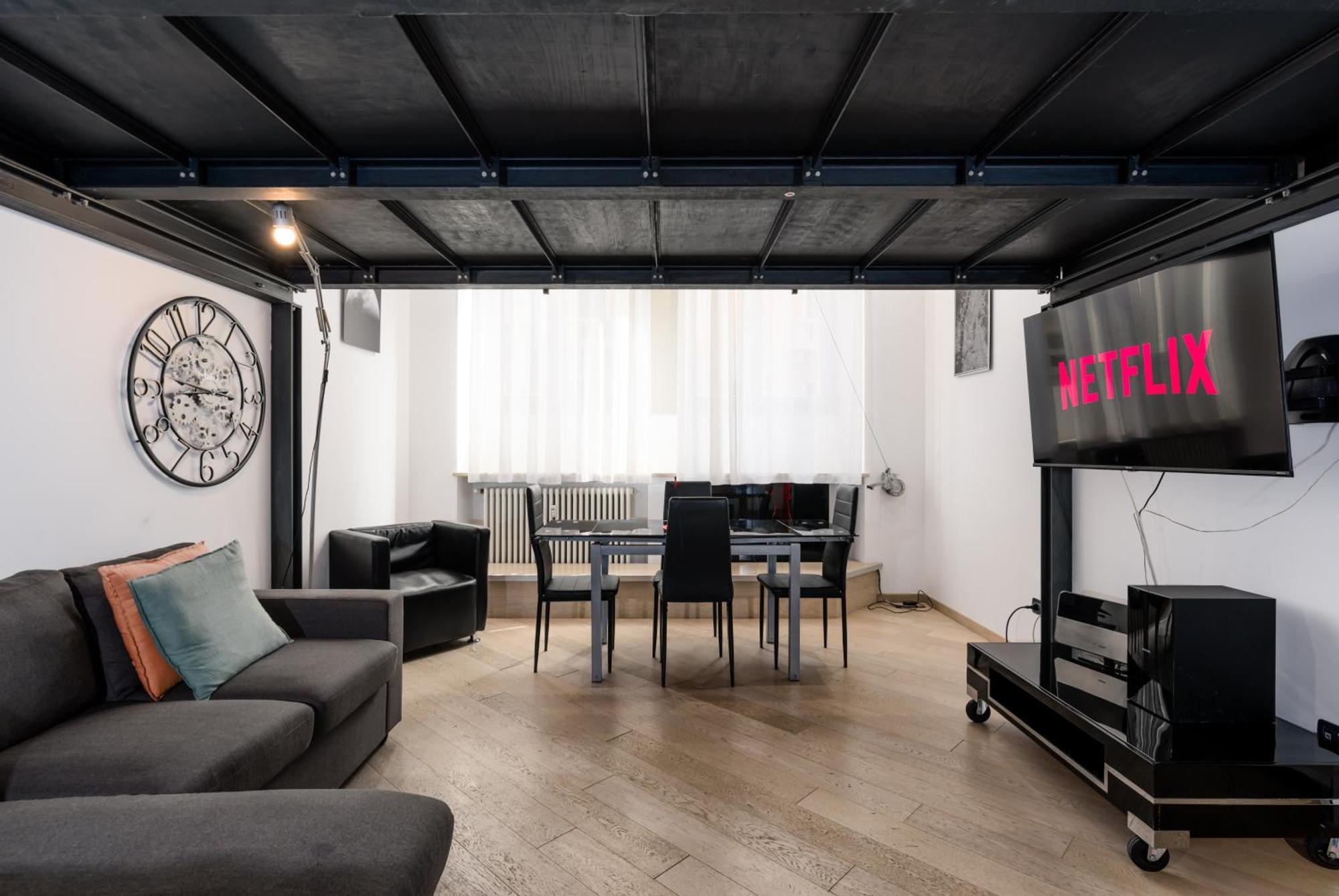Moderno Loft A 150Mt Dalla Metro "Bernini" Turin Exteriör bild